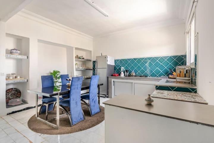 Ocean Breeze ,See View Apartment L'Oasis Eksteriør billede